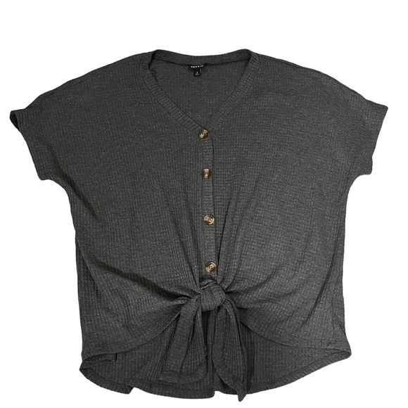 Torrid Gray Short Sleeved Waffle Texture Wood ish buttons Tie Detail size 3 - Picture 3 of 10